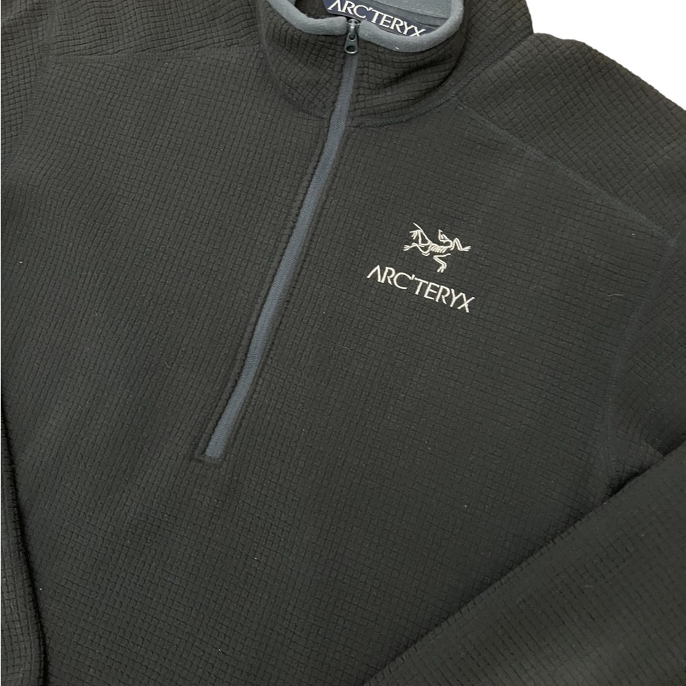 Arc’teryx Delta LT Men’s Medium 1/4 zip Polartec Fleece